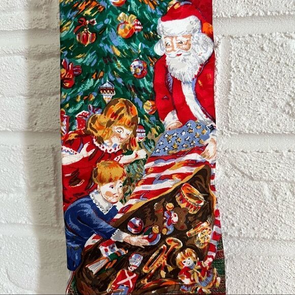🚨4/$25 VINTAGE Christmas Silk Tie - Picture 2 of 8